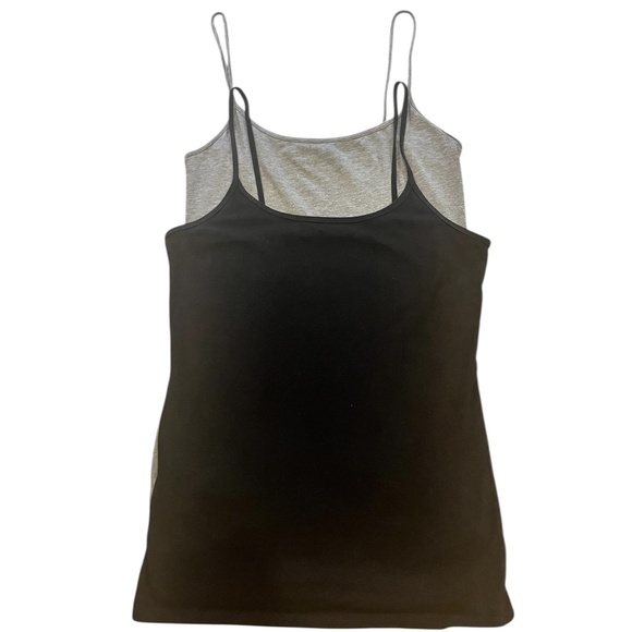 Set of 2 Basics Forever 21 Cami Tanks in Black and Grey | Medium - Picture 3 of 4